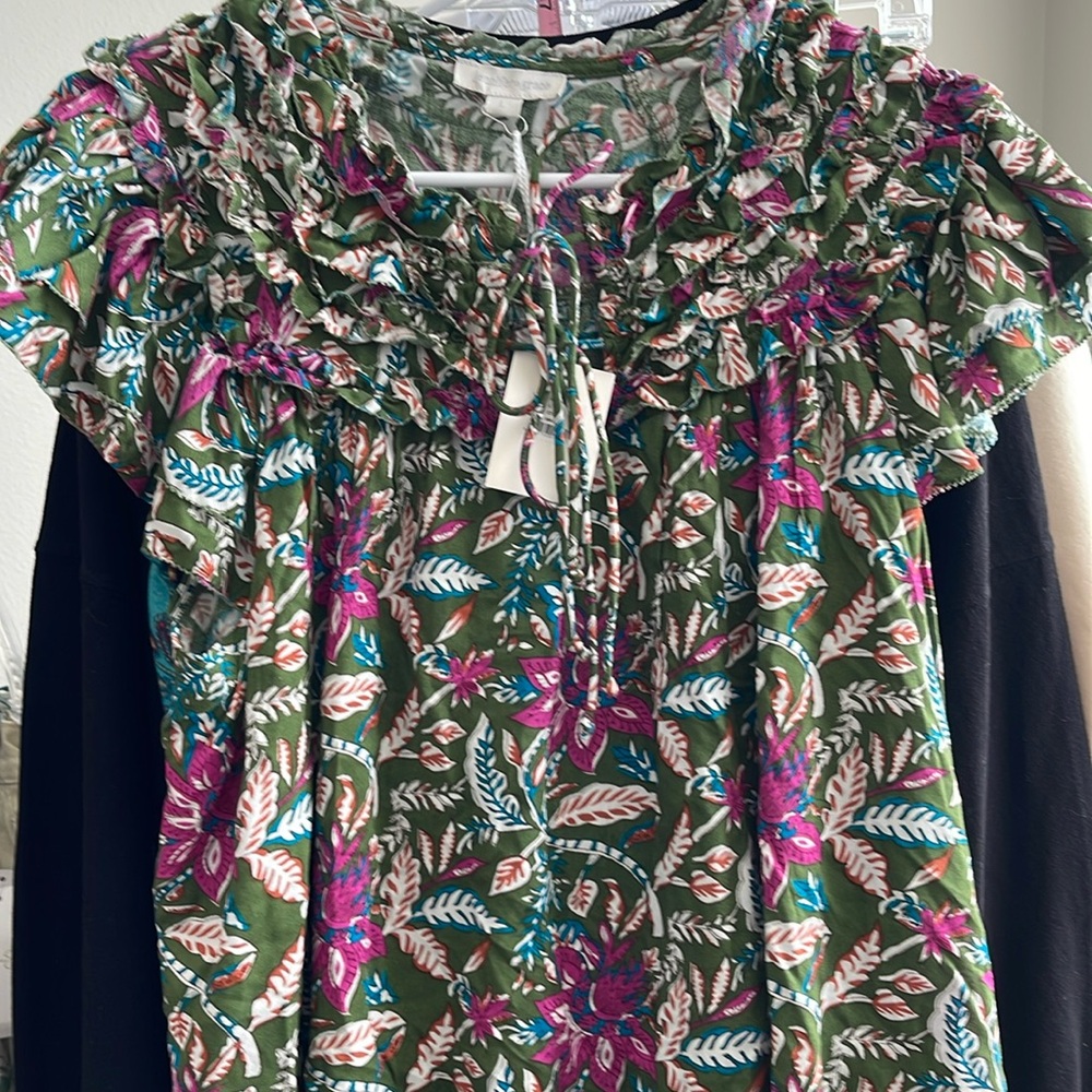 NWT JENNIFER & GRACE TOP